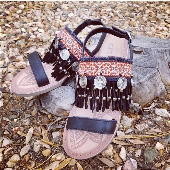 NIB Lost at Coachella Boho Fringe Leather Sandal - Picture 2 of 7